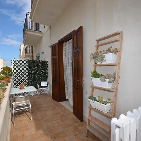 Vacanza Gioele Apartment *